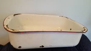 Enamelware Wash Basin Tub Pan White-Red Trim-16.75"X11.25"X4.5" 1930s Farmlands | eBay