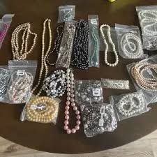 Jewelry | Lot Of Pearls 25 Strands | Poshmark