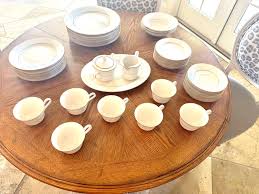 Nortake Tulane Ivory 7562 China Set - All Shown – KLM Luxury Consignment