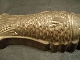UNUSUAL VINTAGE ONE SIDED TIN FOOD MOLD, KOI FISH | eBay Australia