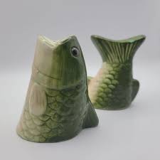 Fish Salt and Pepper Shakers Fins Green Pink Belly Tail Mouth Stoppers Vintage - Etsy