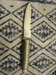 An ancient Egyptian Pharaonic style knife made of pure ...