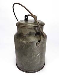 EARLY 20TH C VINTAGE ALUMINUM 4 QT. MILK/CREAM JUG, W/LID ...