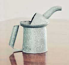 A Vintage Oil Can With Silk Peach Daisies and Ivory Flower Arrangement | eBay