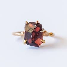 Variance Objects | Garnet Medium Stone Ring – LAPIS
