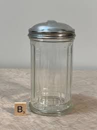 Vintage Clear Glass Shakers W/metal Screw on Lid | Choose From: Swirl Cheese/red Pepper Shaker or Ribbed Sugar Shaker - Etsy