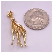 Giraffe Pin Brooch 14K Gold and Diamond .10 Carat. For Sale ...