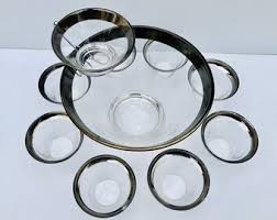 Vintage Dorothy Thorpe Chip & Dip Set With 8 Silver Band ...