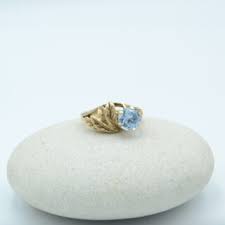 9ct Yellow Gold Flower style Ring with Synthetic Blue Sapphire – Just Gem