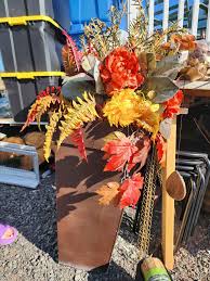 3 bedrooms & 2 bath for $860/month. Cute and clean house ready to go. Recent updates in the kitchen and bath. Newer floors. Direct access garage. Big backyard. Excellent location. There's no