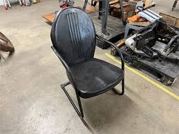 Biddergy - Worldwide Online Auction and Liquidation Services - Vintage Metal Lawn Chair