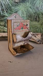 Off White Red Poppies Metal Matchbox Holder: Vintage ...