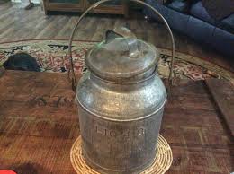 Antique , Vintage METAL MILK JUG CAN w/ LID, Liq 4 Qt, Cream Dairy Farm Pail | #1864751200
