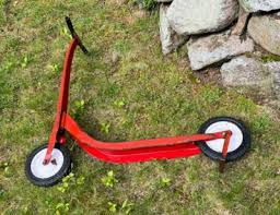 Vintage Radio Red Metal Foot-Push Scooter with Stand | eBay