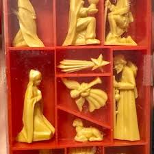 Vintage 60s Miniature Plastic Nativity Scene | Vintage Plastic Nativity Set | Vintage Nativity Set in Plastic | 60s Nativity Scene W/ Cloche - Etsy