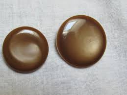 Vintage Buttons Set 6+1 Tan Plastic Moonglow 1-1/8" & 1-1/4 ...