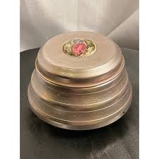 Aluminum Powder Puff Music Box with Colonial Lovers on Ceramic top Medallion EUC | eBay