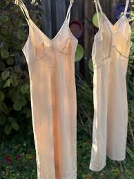 Vintage Slip Dress -full Slip Ivory Nylon Vanity Fair Size ...