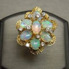 Vintage 18KT Gold Opal Cocktail Ring Bouquet Cluster C1970