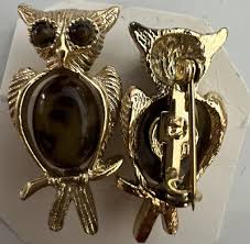 Vtg Owl Brooch Tortoise Shell Cabochon Eyes/Chest Goldtone Finished Pre-owned | eBay