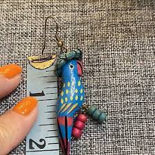 VTG EARRINGS Wood Parrot wood beads & straw hats Pierced ...