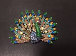 PEACOCK MULTI-COLORED GEM BROOCH / PIN 2” x 1.5” / NEW | eBay