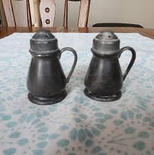 Vintage Quaker Shaker Set Salt and Pepper Marked Genuine ...