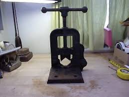 vintage pipe vise chicago crane co. #2 pipefitter blacksmith ...