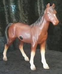 JOSEF ORIGINALS BAY HORSE with 4 White Stockings Chipped ...
