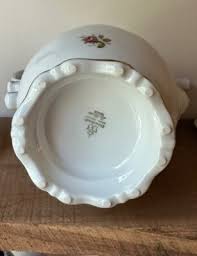 Vintage Eschenbach La Reine Moss Rose Scalloped Porcelain ...