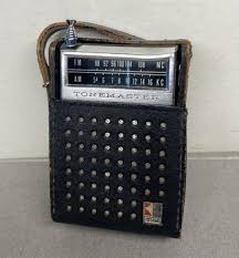 Vintage Tone Master Transistor Radio ~ Parts Or Repair | eBay