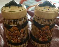 Vintage Barrel Shaped Floral Salt and Pepper Shakers | Green | Chips on Bottom is Not Visible When Upright - Etsy