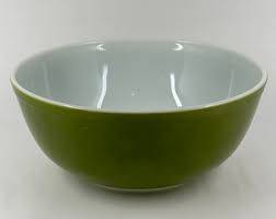 Vintage Avocado Green Pyrex Mixing Bowl,. - Etsy
