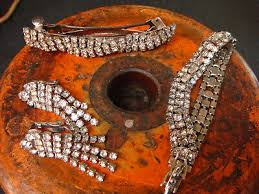 VINTAGE CLEAR RHINESTONE BRACELET CLIP EARRINGS AND BARRETTE SET | eBay