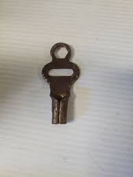 ANTIQUE SKATE. METAL KEY ROLLER SKATES Old VINTAGE HARDWARE ...