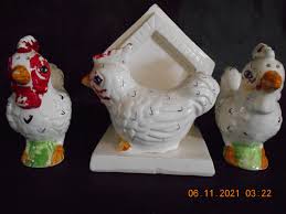 Chicken Napkin Holder and Salt /pepper Set - Etsy