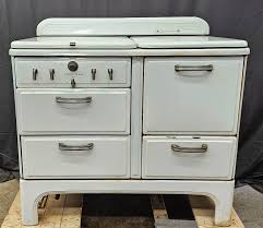 1935 Detroit Jewel - Chambers Rescue Vintage Stove Restoration