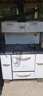 Not my listing. 1898 Leonard and Baker stove restored by ...