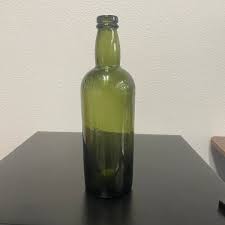 Antique White Horse Whisky 1900s-1920s Green Whisky Bottle ...