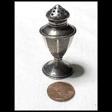 Webster Hammered Sterling Silver Deco Era Salt Shaker. For Sale at Ruby Lane