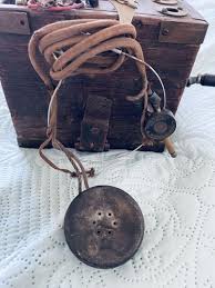 ANTIQUE STEWART BROTHERS R LINEMAN TELEPHONE TESTER BOX WITH ...