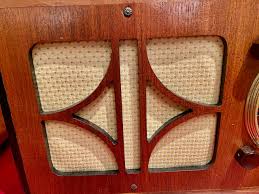 Setchell Carlson Art Deco Restored Table Top Radio Bluetooth - Art Deco Collection