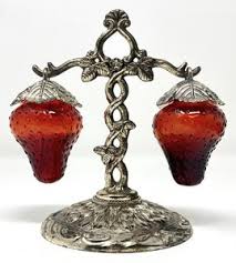 Strawberry Salt and Pepper Shakers | eBay