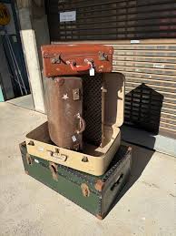 Roll away luggage 🧳 for sale $50 in good condition. | Facebook