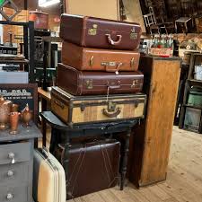 Just a little stroll in The Barn will remind you of your Grandma's house. I wanted to preview a few different vignettes with different styles. What do you prefer Ironstone or enamelware?