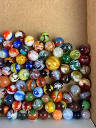 Sold at Auction: Group of 140+ Assorted Swirl Glass Marbles