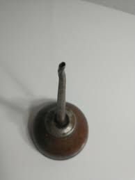 Vintage Metal Oiler Oil Can 7.5" Tall 3.5" Round | eBay