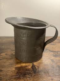 Antique Tin Measuring Cup Pitcher Embossed 2 Quart Liquid ...