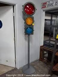Vintage Traffic Light With Stand Auction | West Auctions