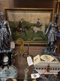 Shelf styling? Our dealers definitely know a thing or two! 💯 Pop in midweek for a stroll and find a treasure to style that chest or bookcase you've been meaning to refresh.